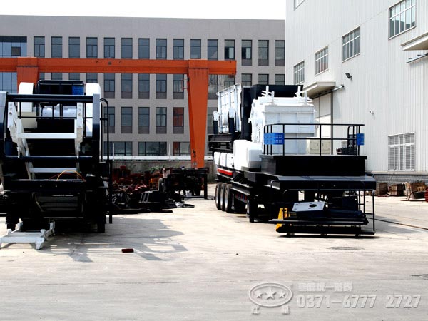 移動(dòng)破碎站廠家