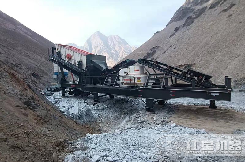 山西客戶移動制砂機工作現場 山西客戶移動制砂機工作現場