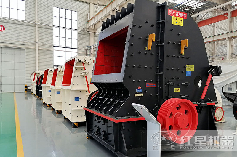 PCZ型重錘式破碎機圖片 PCZ型重錘式破碎機圖片