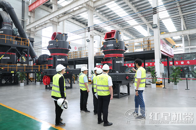 客戶來(lái)廠考察設(shè)備 客戶來(lái)廠考察設(shè)備