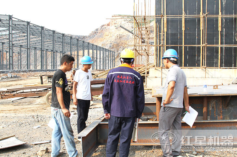 一套大型鵝卵石破碎生產設備的價格 一套大型鵝卵石破碎生產設備的價格