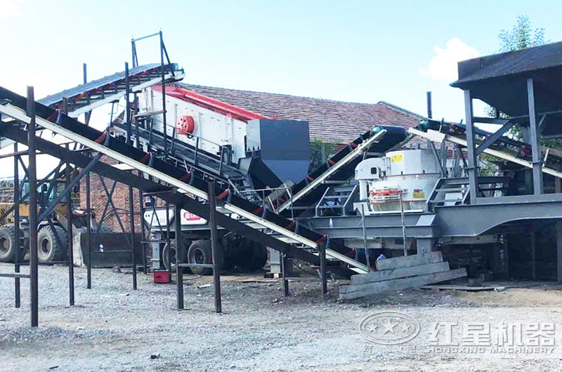 河南客戶移動式制砂機工作現場圖片 河南客戶移動式制砂機工作現場圖片