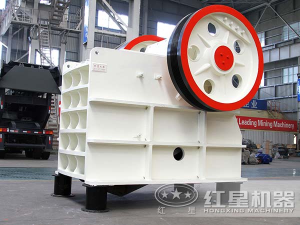 移動式破碎機(jī)與傳統(tǒng)破碎機(jī)相比好在哪里？