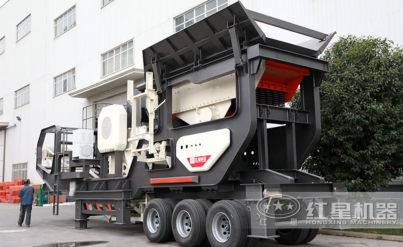 采石場移動(dòng)破碎設(shè)備全套多少錢？這樣配置更經(jīng)濟(jì)