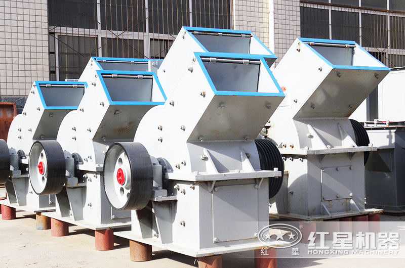 一次成型的錘式破碎機(jī)