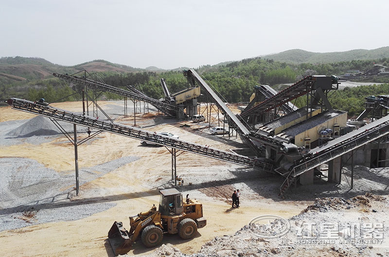 日產(chǎn)兩萬(wàn)噸的玄武巖石子破碎機(jī)有哪些，全套價(jià)格是多少？
