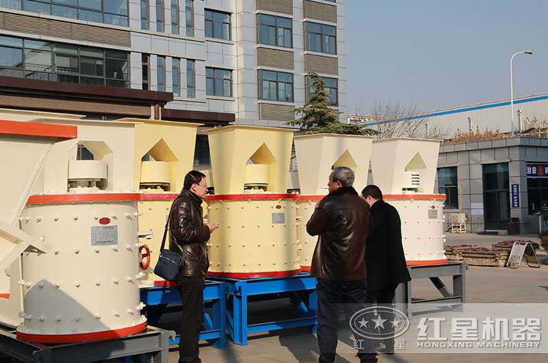 客戶來廠參觀復合式碎砂機