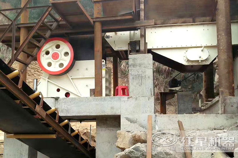 石灰?guī)r破碎設備一套多少錢？日產3000噸