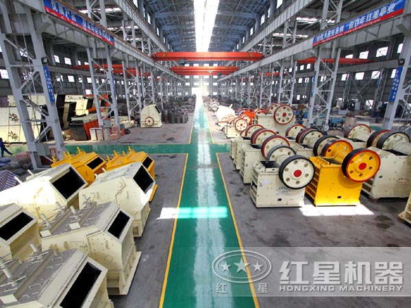 哪款破碎機更適合石料破碎生產線的細碎加工？